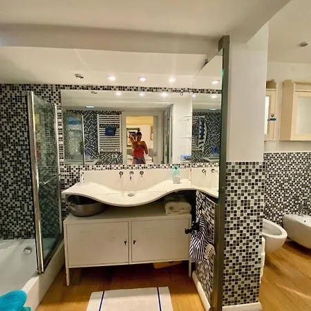 Loft In Tragara, Minima Caprese Vakantiehuis